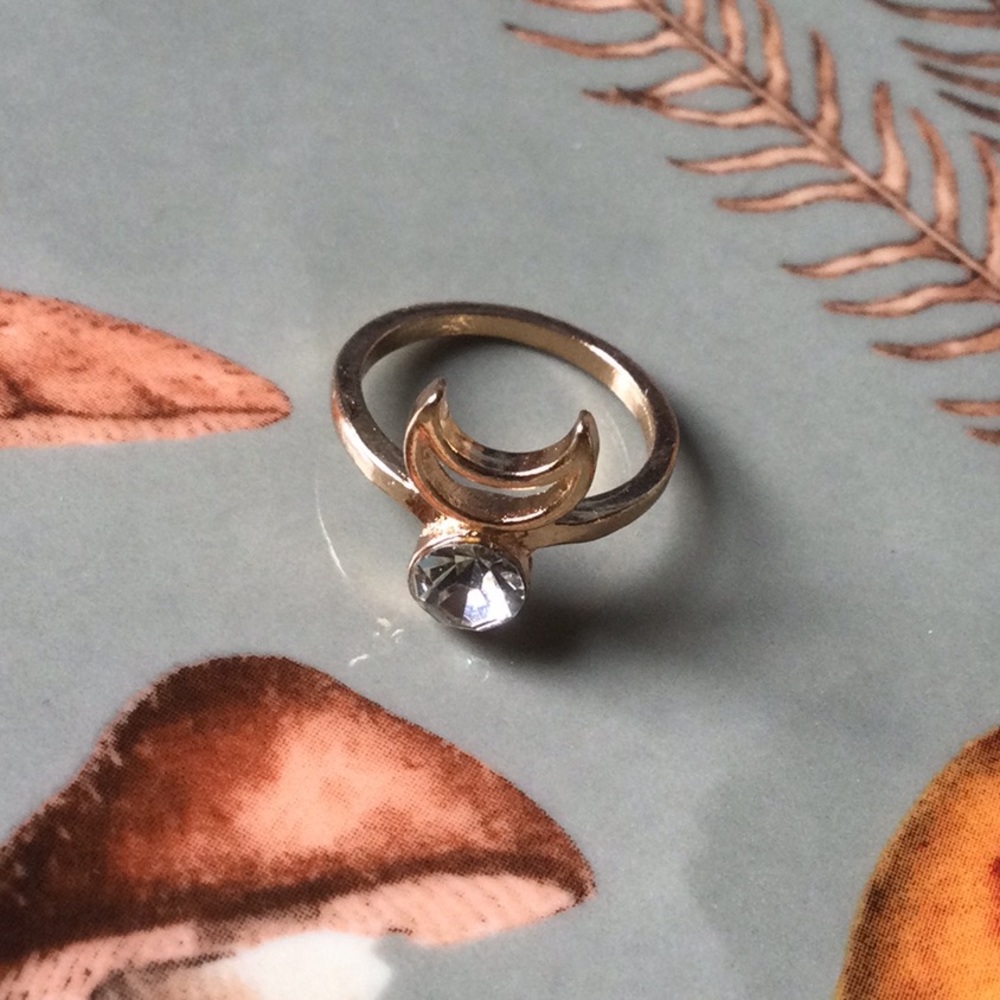 NEW UO Crescent Gemstone Ring